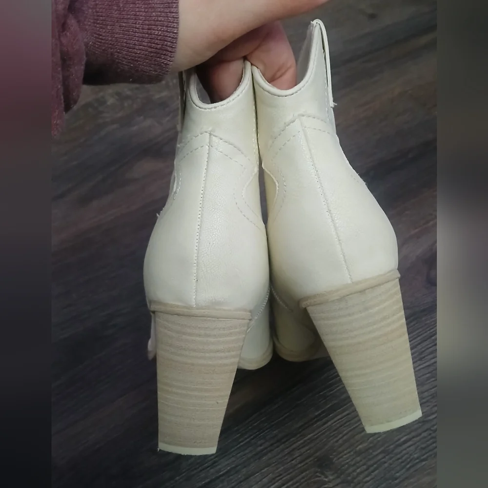 Altar’d State Remy Mini Western Ankle Boots Size 8 - Picture 8 of 13